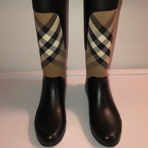 Burberry Clemence Rubber Rain Boots EUR size 37